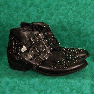 Women's Nasty Gal Black Leather Studded Boots. SIZE 8